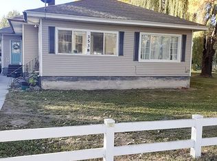 3538 E Menan Lorenzo Hwy, Menan, ID 83434