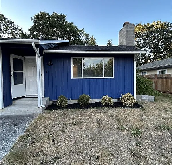 9809 N Gate Rd SW — Photo 1
