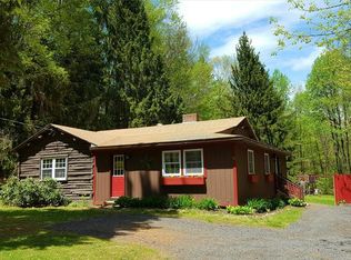 10 Lake Mattawa Rd, Orange, MA 01364