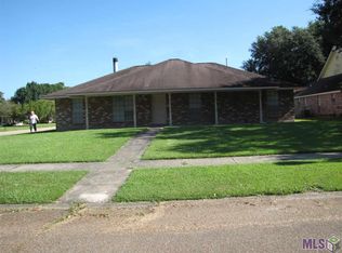 1006 E Ashland St, Gonzales, LA 70737