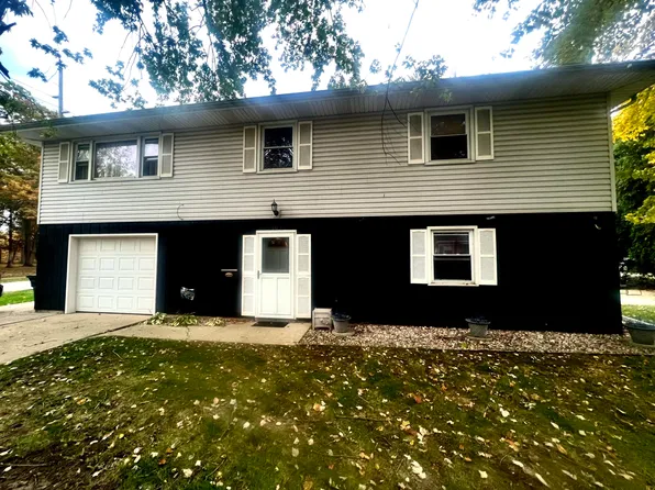 801 S Ash St, Hobart, IN 46342