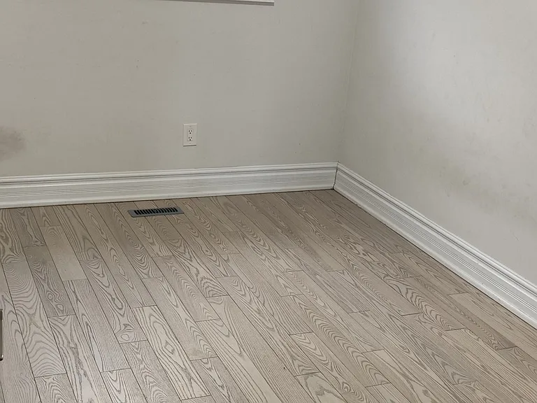 40 Whitley Castle Cres S #2 — Photo 2