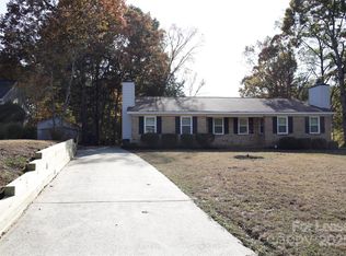 12300 Rock Canyon Dr, Charlotte, NC 28226