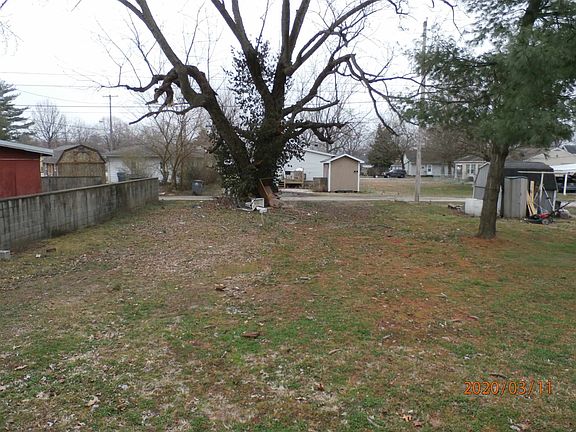 2nd image of 919 N 11th St