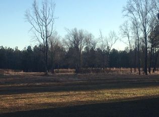 79 Dixie Rd, Salters, SC 29590