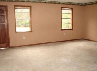 141 County Road 3332, Atlanta, TX 75551