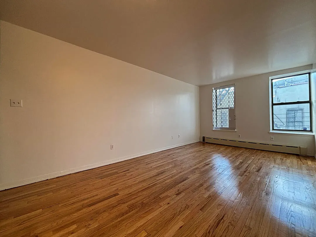1 bed, 750 sqft, $1,000 — Photo 3