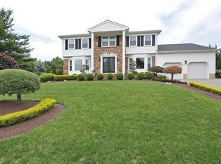 5 Andrews Dr, Marlboro, NJ 07746