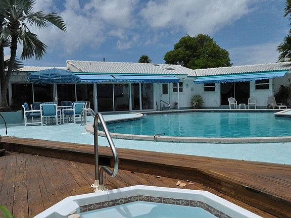 Wonderful Pool And Patio For Entertaining Or Relaxing