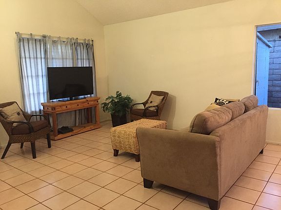 3rd image of 840 Flagstaff Ct