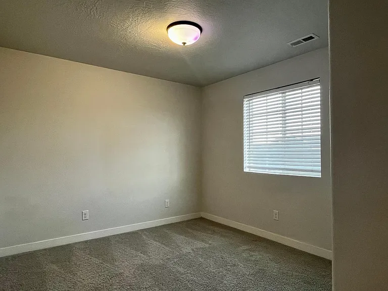 3552 W Alta Loma Ln — Photo 17