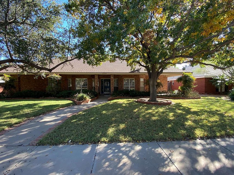 1st image of 2209 Wellington Ct