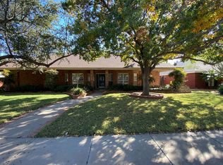 2209 Wellington Ct, Midland, TX 79705