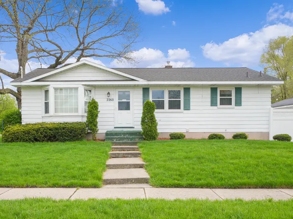 2260 38th St SW, Wyoming, MI 49519