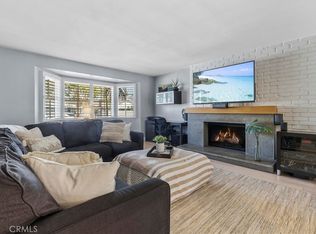 915 England St, Huntington Beach, CA 92648