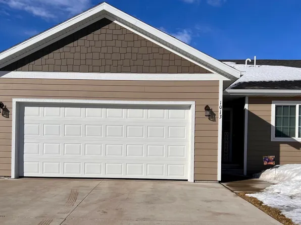 1013 N Lalley Ln, Sioux Falls, SD 57107