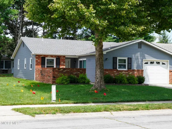 8 Garland Drive, Brick, NJ 08723