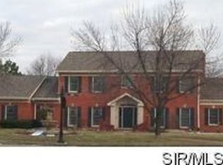 66 Sunset Hills Dr, Edwardsville, IL 62025
