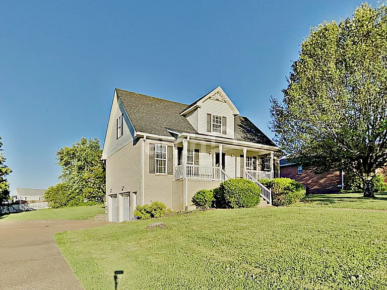 403 Woodlands Dr — Photo 15