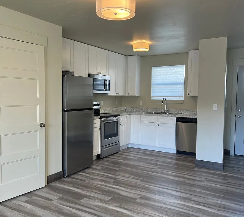 190 Jewel Basin Ct