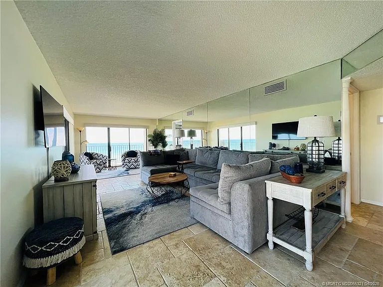 10044 S Ocean Dr #702 — Photo 25