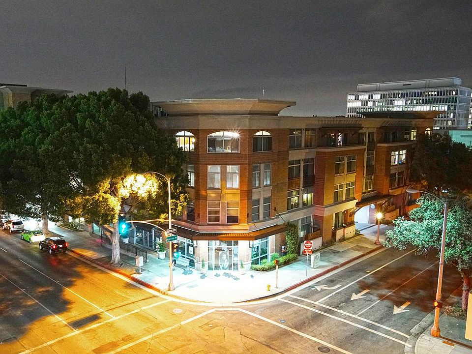 1st image of 840 E Green St Unit 422