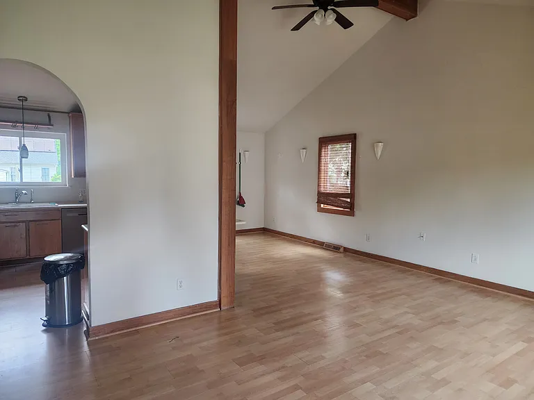 1600 Treboy Ave — Photo 7
