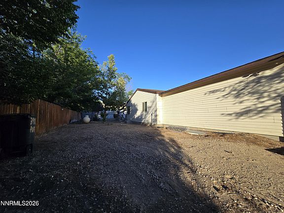 4th image of 3900 Puffin St