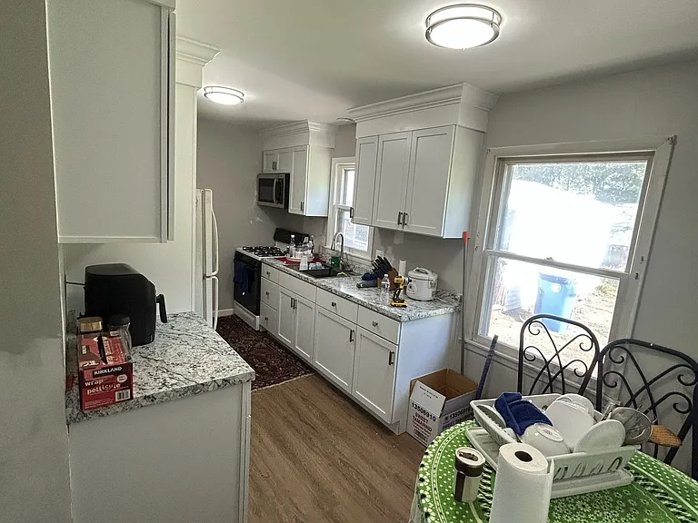 32 Mendon St — Photo 7