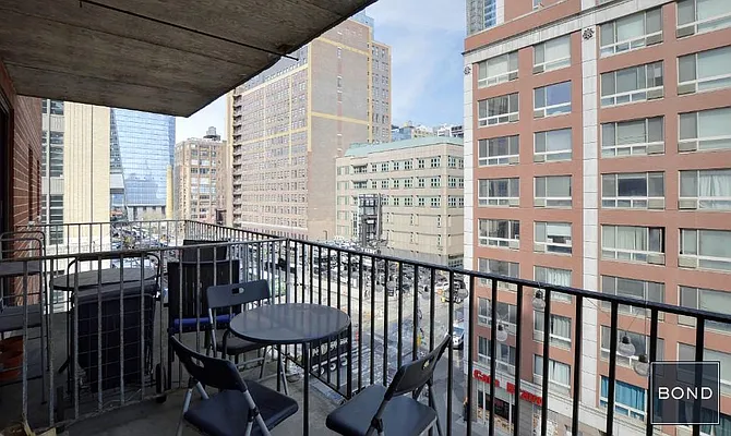 Rented by Bond New York | media 35