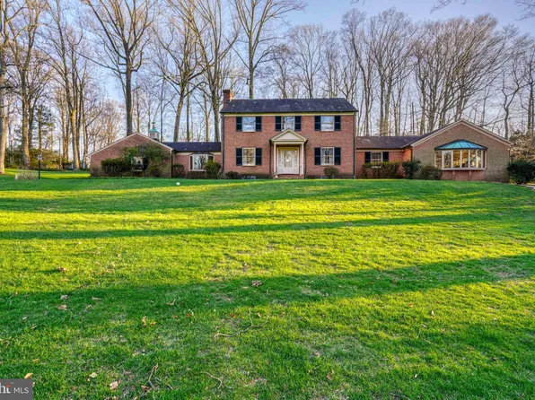 807 E Seminary Ave, Towson, MD 21286