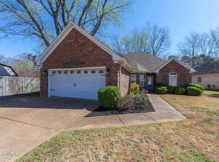 26 Ivybrook Dr, Jackson, TN 38305