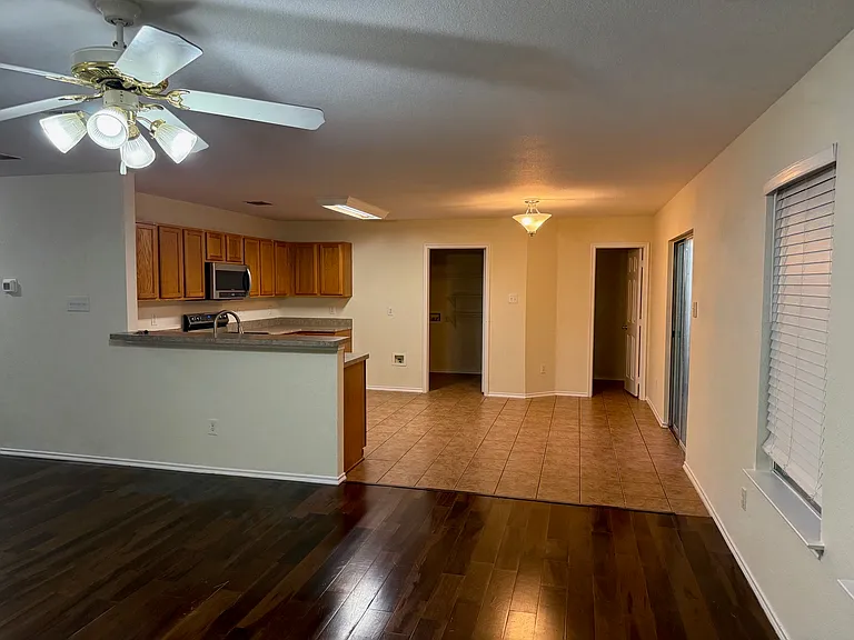 2929 Kimbrough Ln — Photo 5