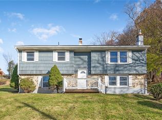 112 Bethlehem Rd, New Windsor, NY 12553