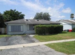 7818 SW 6th St, North Lauderdale, FL 33068