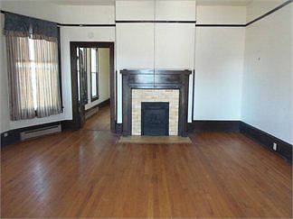 4th image of 412 W Center St