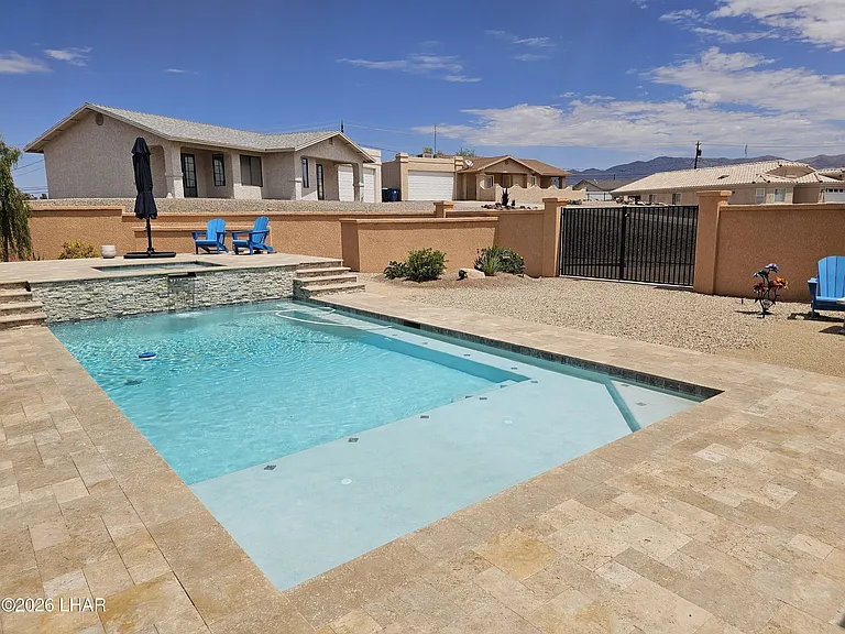 1740 Quartz Ln — Photo 28