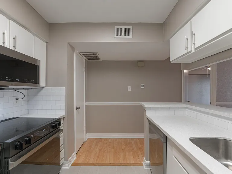 4635 Wild Indigo St #505 — Photo 16