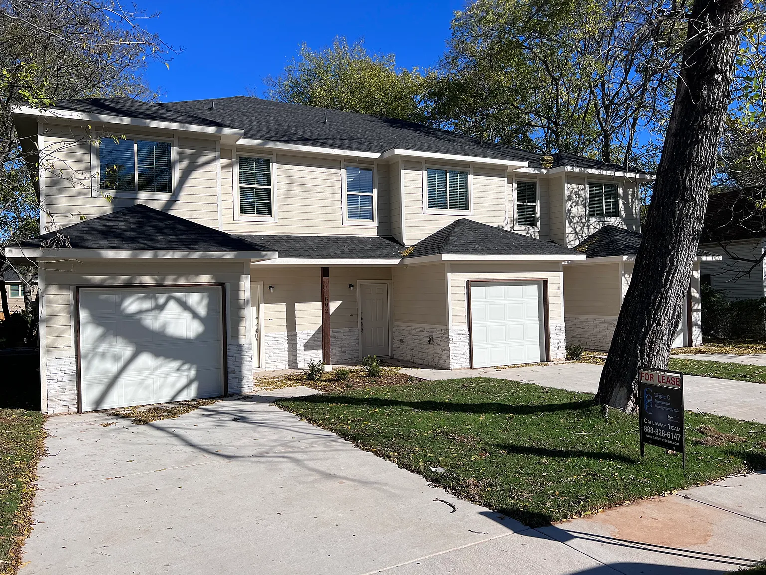 3 bed, 2.5 bath, 1268 sqft, $1,395 — Photo 1