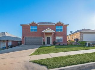 8048 Colbi Ln, Fort Worth, TX 76120