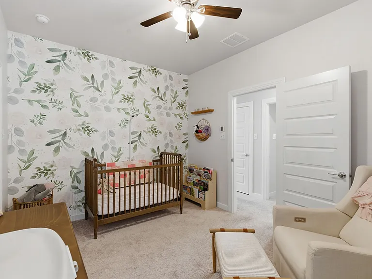 2225 Elm Pl — Photo 23