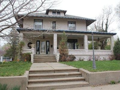 421 Lane St, Clay Center, KS, 67432