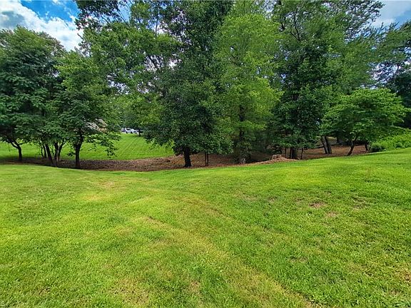 3rd image of Rocklane Dr Lot 2