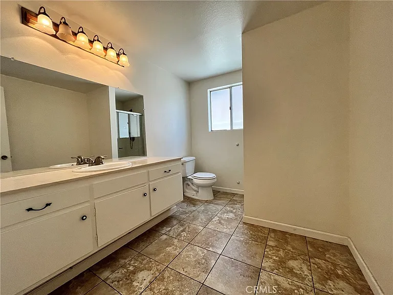 8252 Suffield St — Photo 13