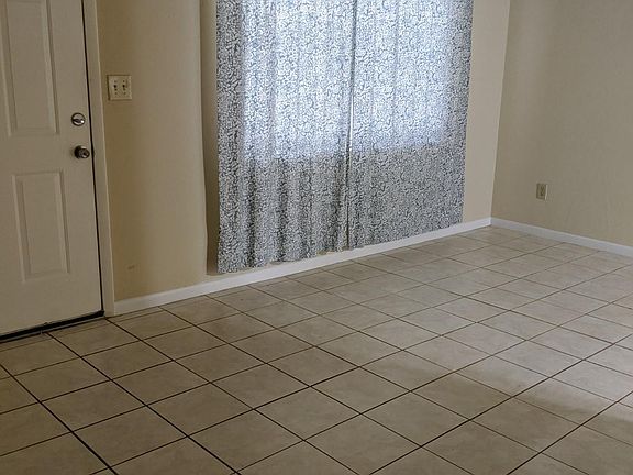 5th image of 4327 NW 21st St