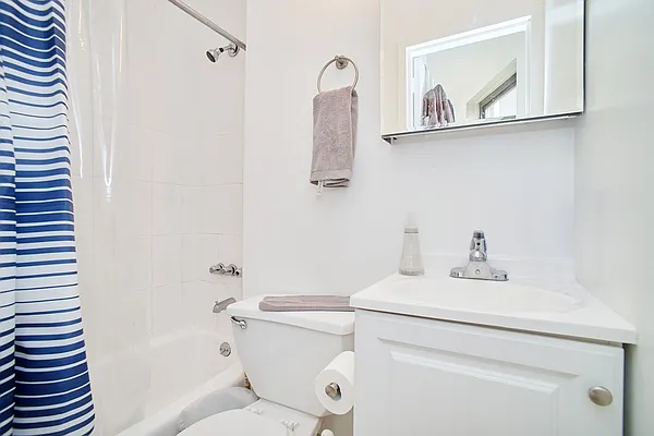 Rented by Living New York | media 12