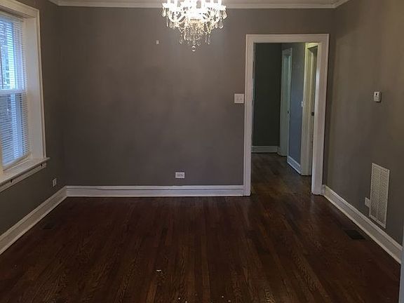 3rd image of 7230 S Talman Ave APT 1