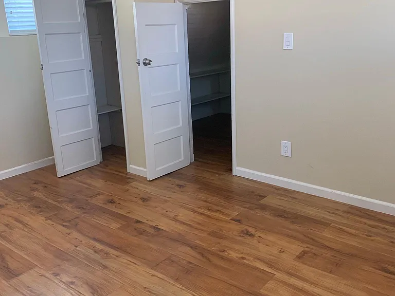 691 E Del Mar Blvd — Photo 9