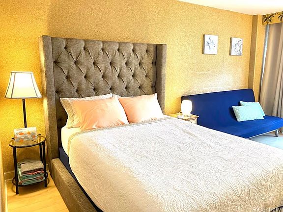 4th image of 1850 Ala Moana Blvd #601