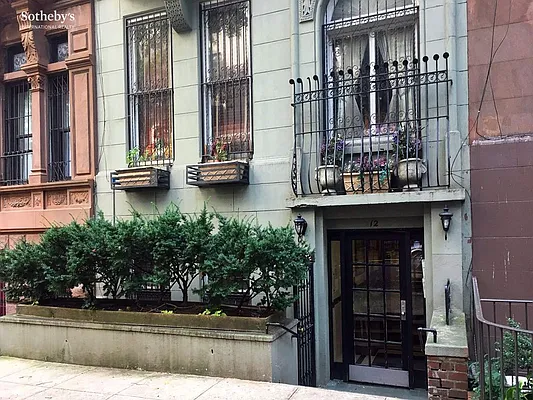 Rented by Sotheby's International Realty | media 21